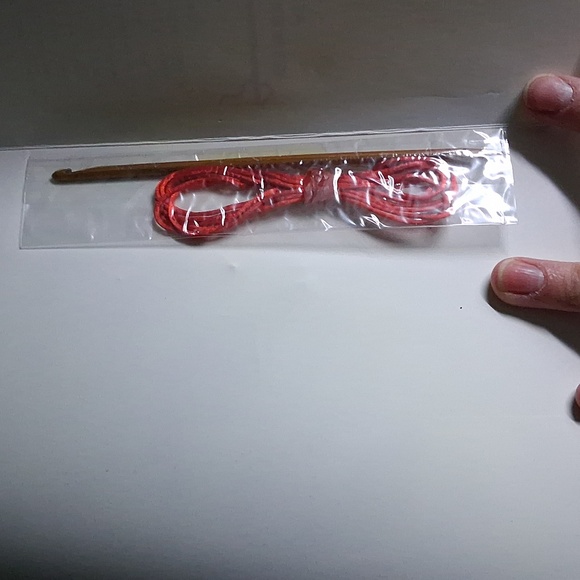 Get Knooking Book with Patterns - Picture 4 of 4